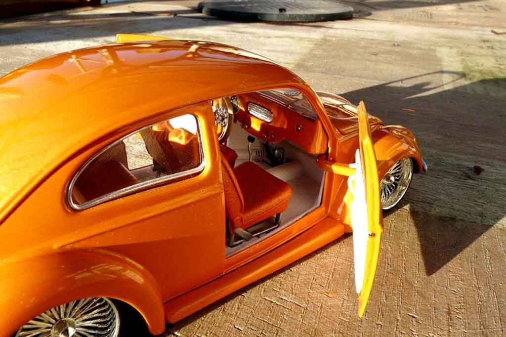 Volkswagen Kafer Base 1955 cox low ride orange 1/18 Burago