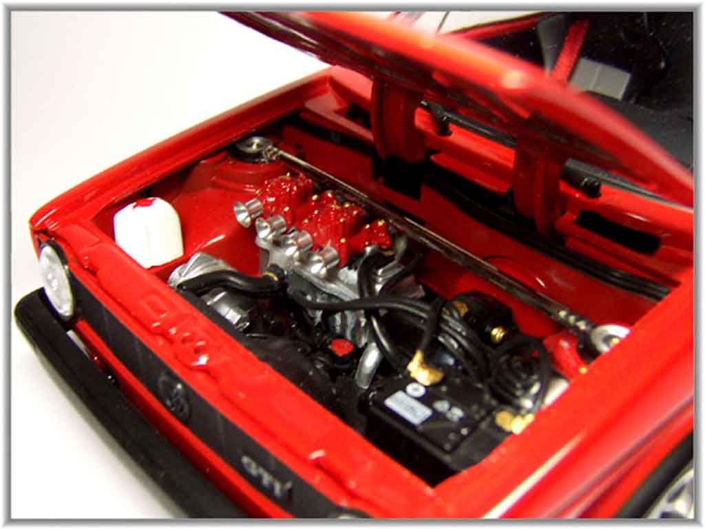 Volkswagen Golf GTI red jantes 15 pouces ronal turbo 1/18 Solido