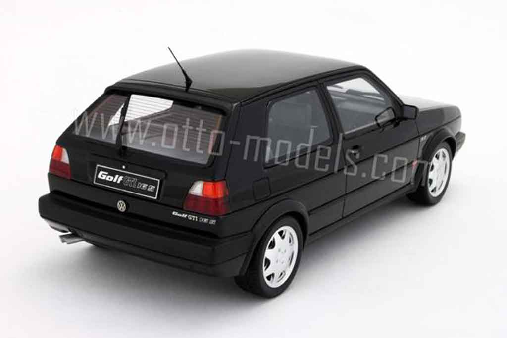 Volkswagen Golf GTI 16s black 1990 1/18 Ottomobile