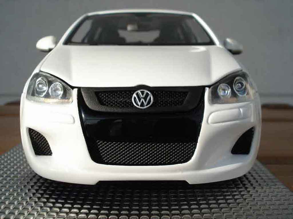 Volkswagen Golf GTI white hofele spirit 1/18 Norev
