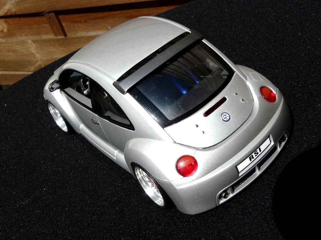 Volkswagen New Beetle RSI r 1/18 Autoart