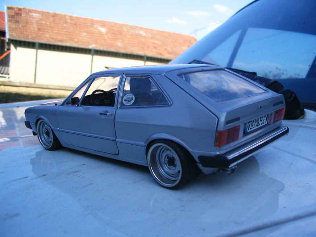 Volkswagen Scirocco GTI jantes bords larges a deport 1/18 Revell