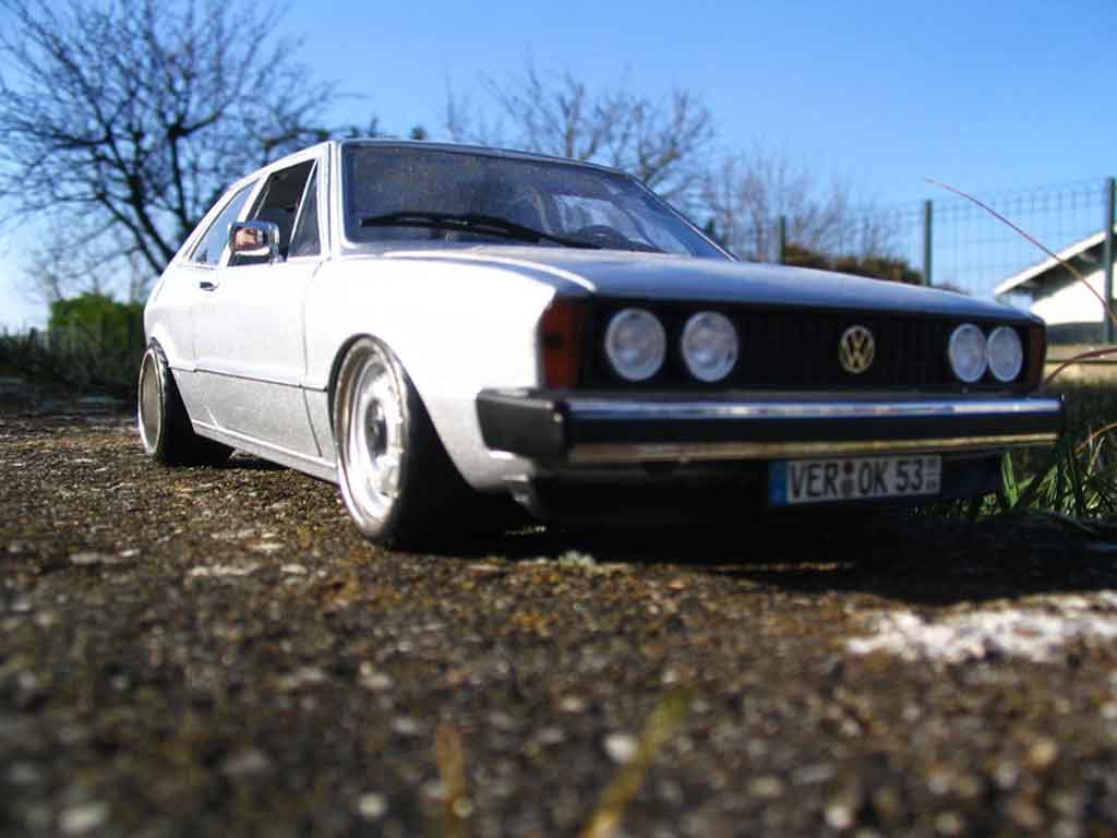 Volkswagen Scirocco GTI 1/18 Revell GTI jantes bords larges a deport diecast model cars