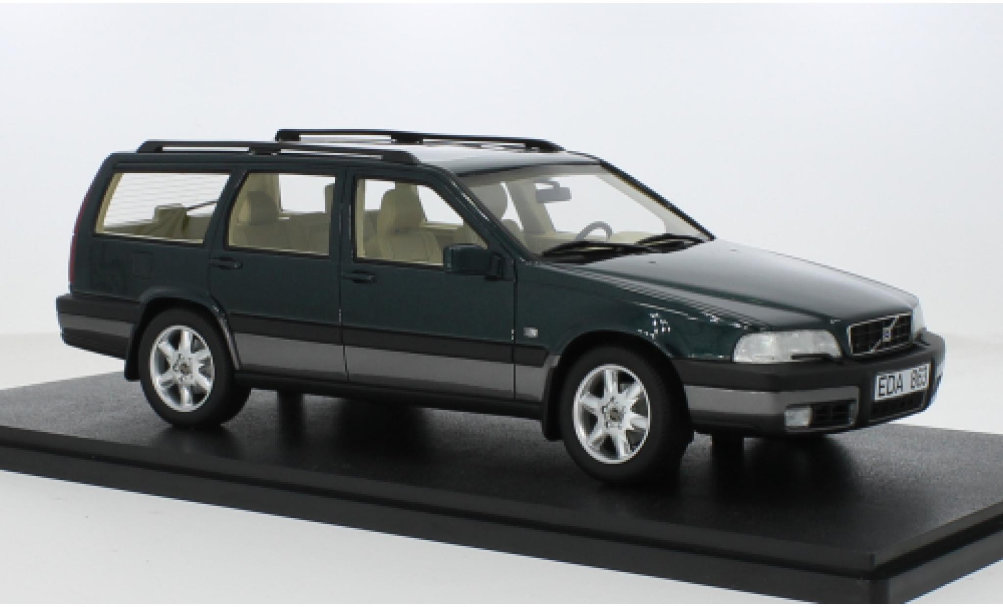 Volvo V70 1/18 Cult Scale Models XC Cross Country green 1996 1:18 diecast model cars