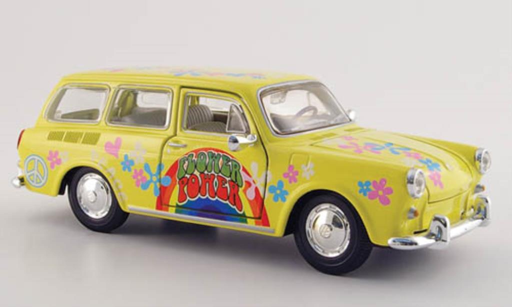 Volkswagen 1600 1/24 Maisto Variant yellow mit Dekor diecast model cars