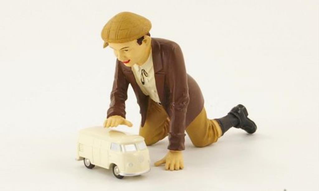 Volkswagen T1 1/90 Schuco Van beige mit Figur diecast model cars