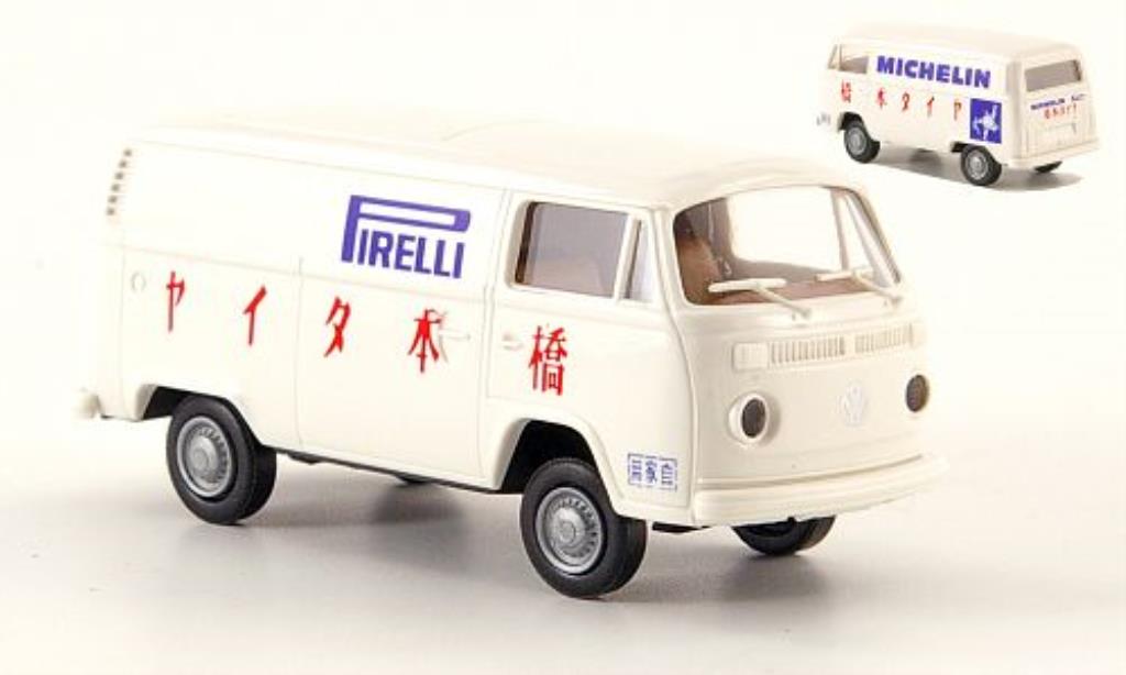 Volkswagen T2 1/87 Brekina Japanese Tyre Service diecast model cars