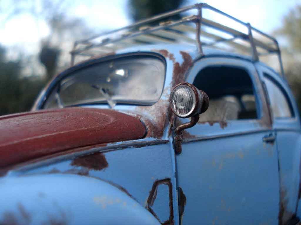 Volkswagen Kafer Base coccinelle 51 split standard hoodride 1/18 Maisto