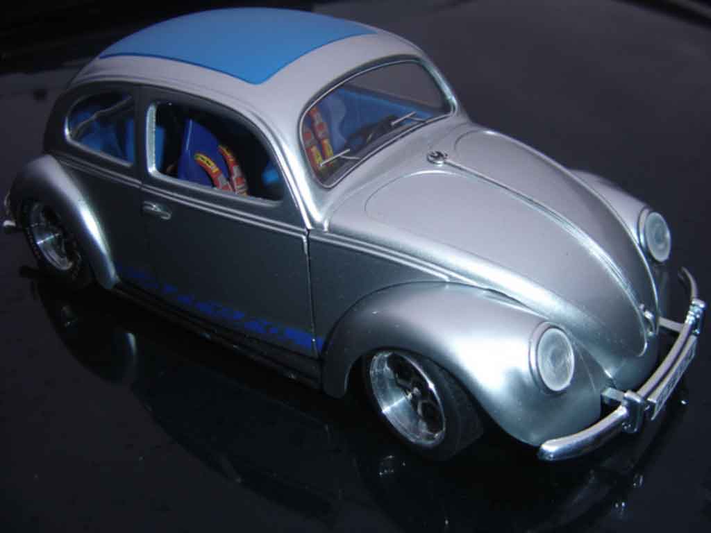 Volkswagen Kafer Base carrera cox 1/18 Solido