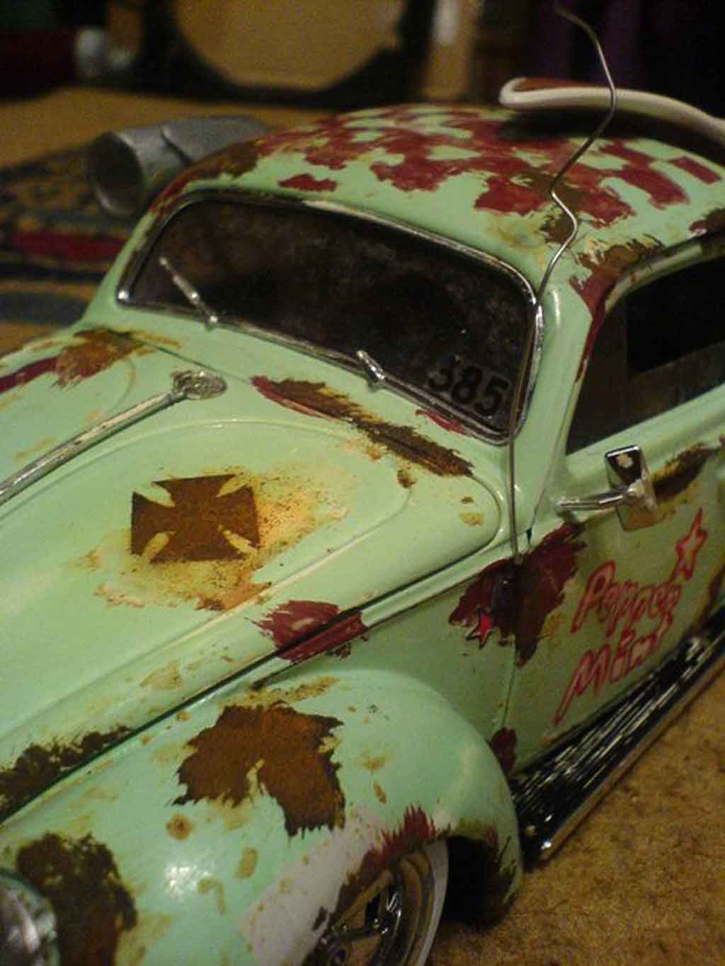 Volkswagen Kafer Rat Rod coxinelle style 1/18 Burago