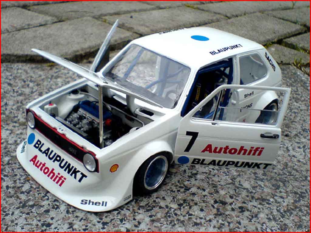 Volkswagen Golf GTI bergrennen 1/18 Solido