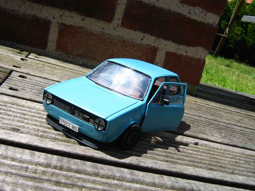 Volkswagen Golf GTI blue jantes ford escort rallye 1/18 Solido