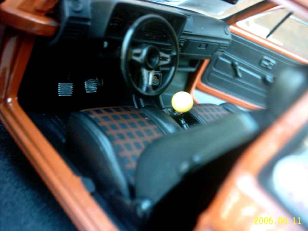 Volkswagen Golf GTI german old school 1/18 Solido
