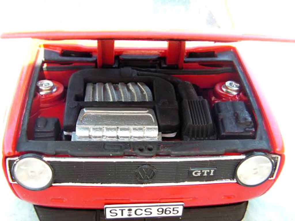 Volkswagen Golf GTI preparation piste rallye 1/18 Solido