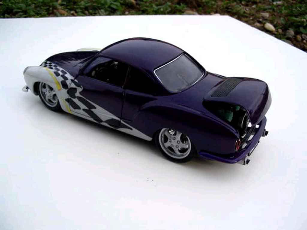 Volkswagen Karmann Base flat6 1/18 Solido