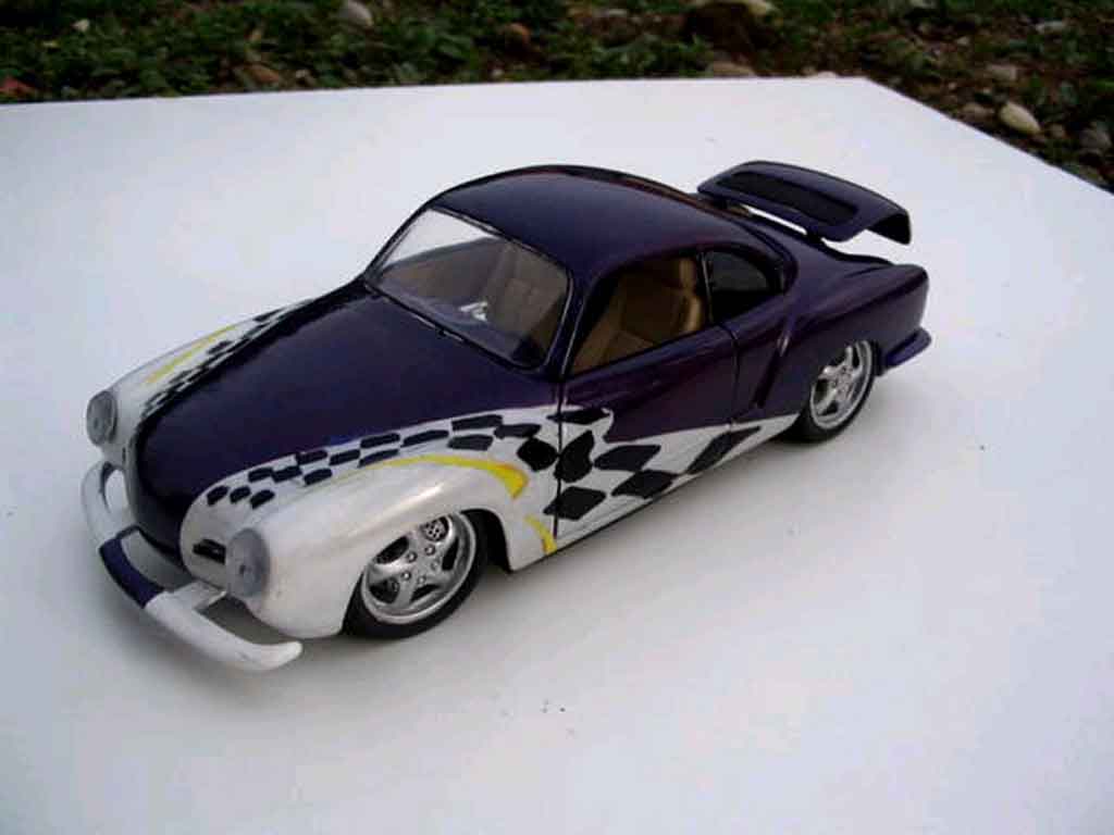 Volkswagen Karmann Base flat6 1/18 Solido