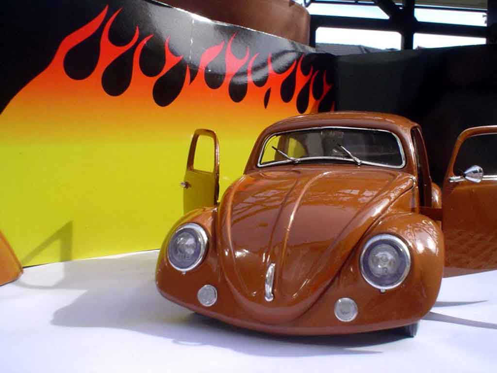 Volkswagen Kafer Base cox the california look dkp 1 1/18 Solido