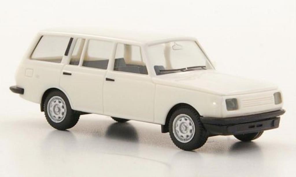 Wartburg 353 1/87 Herpa Tourist white 1985 diecast model cars