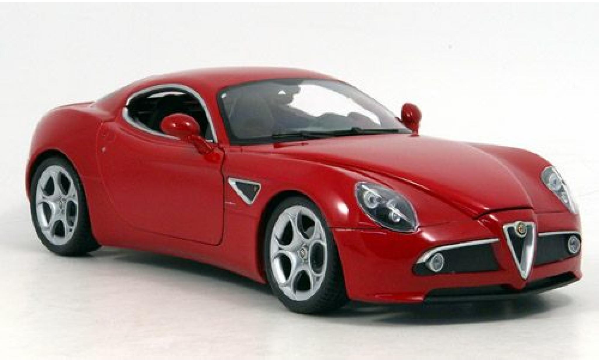 Alfa Romeo 8C 1/18 Welly Competizione dkl.-red 1:18 diecast model cars