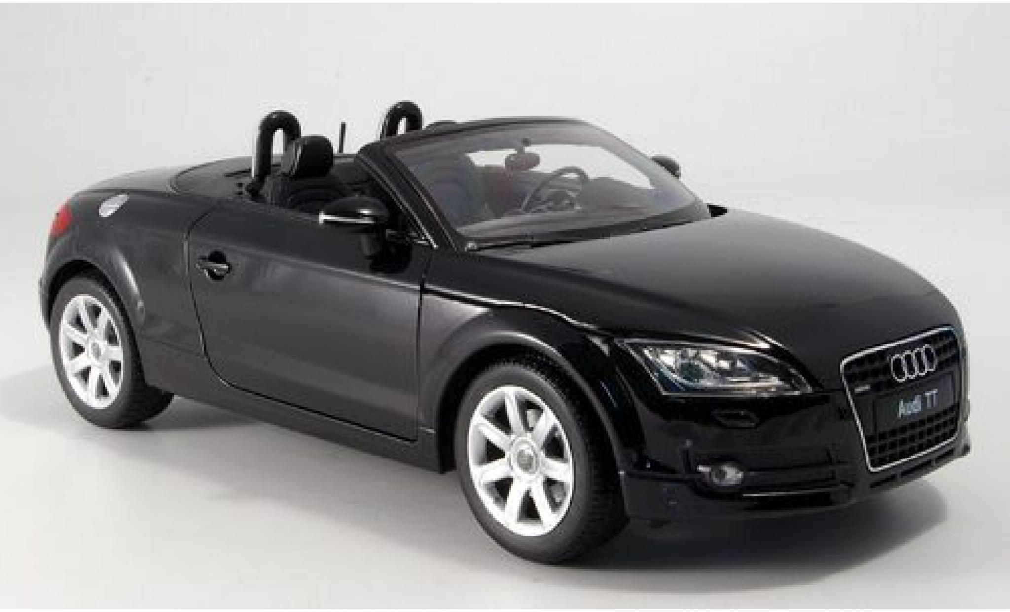 Audi TT 1/18 Welly Roadster black 1:18 diecast model cars