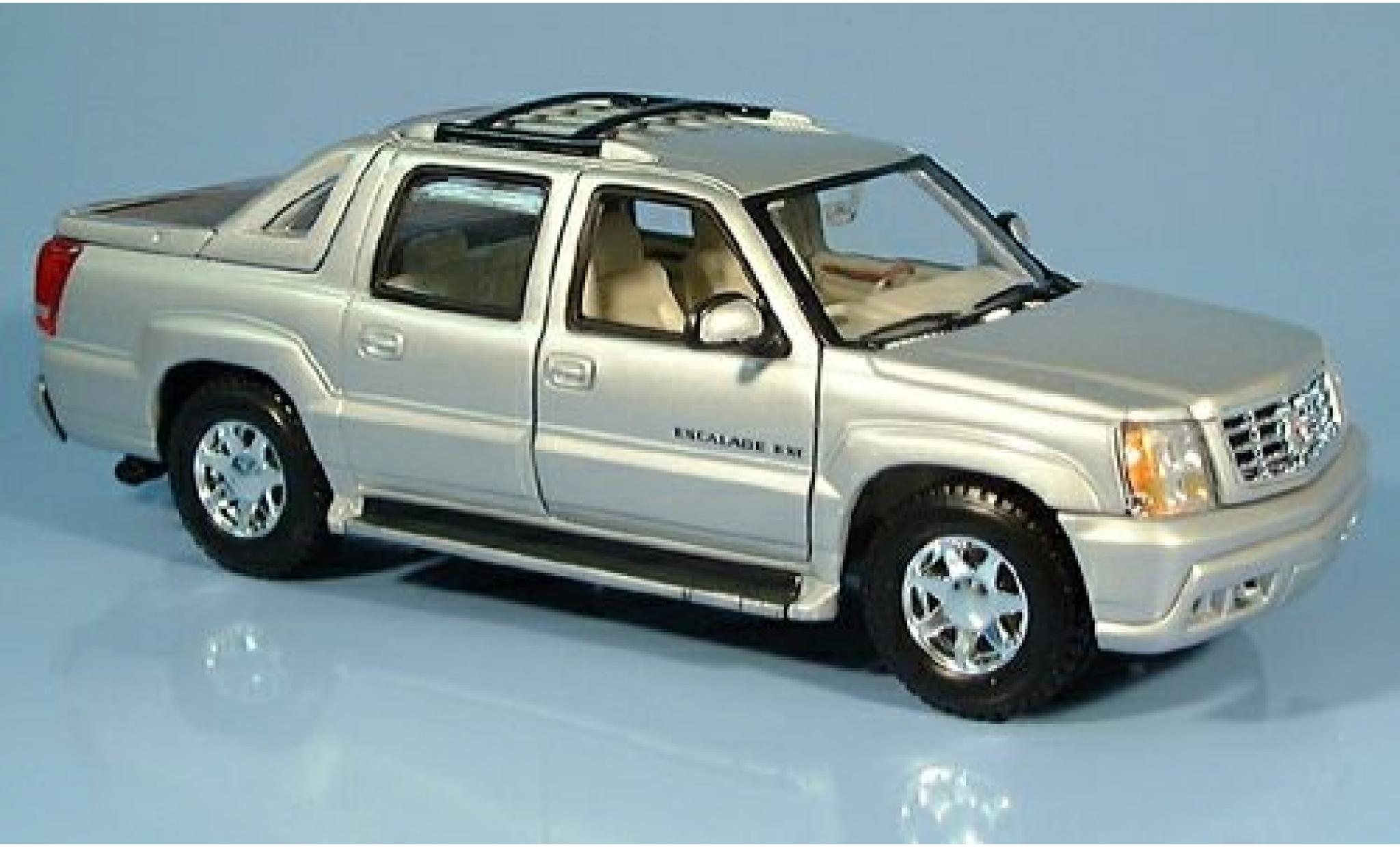 Cadillac Escalade 1/24 Welly EXT silver 2002 1:24 diecast model cars