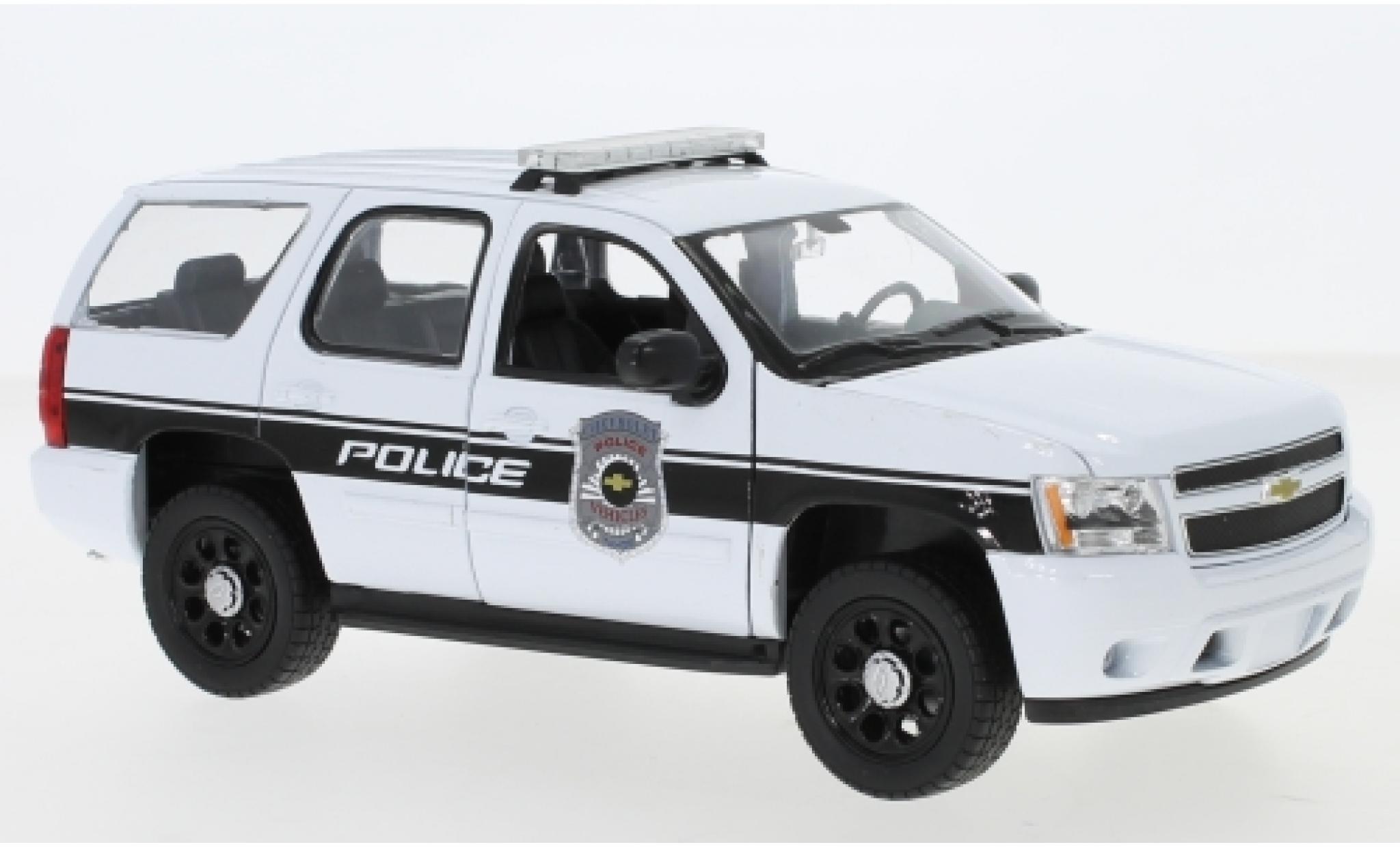 Chevrolet Tahoe 1/24 Welly Police Vehicles 2008 diecast model cars
