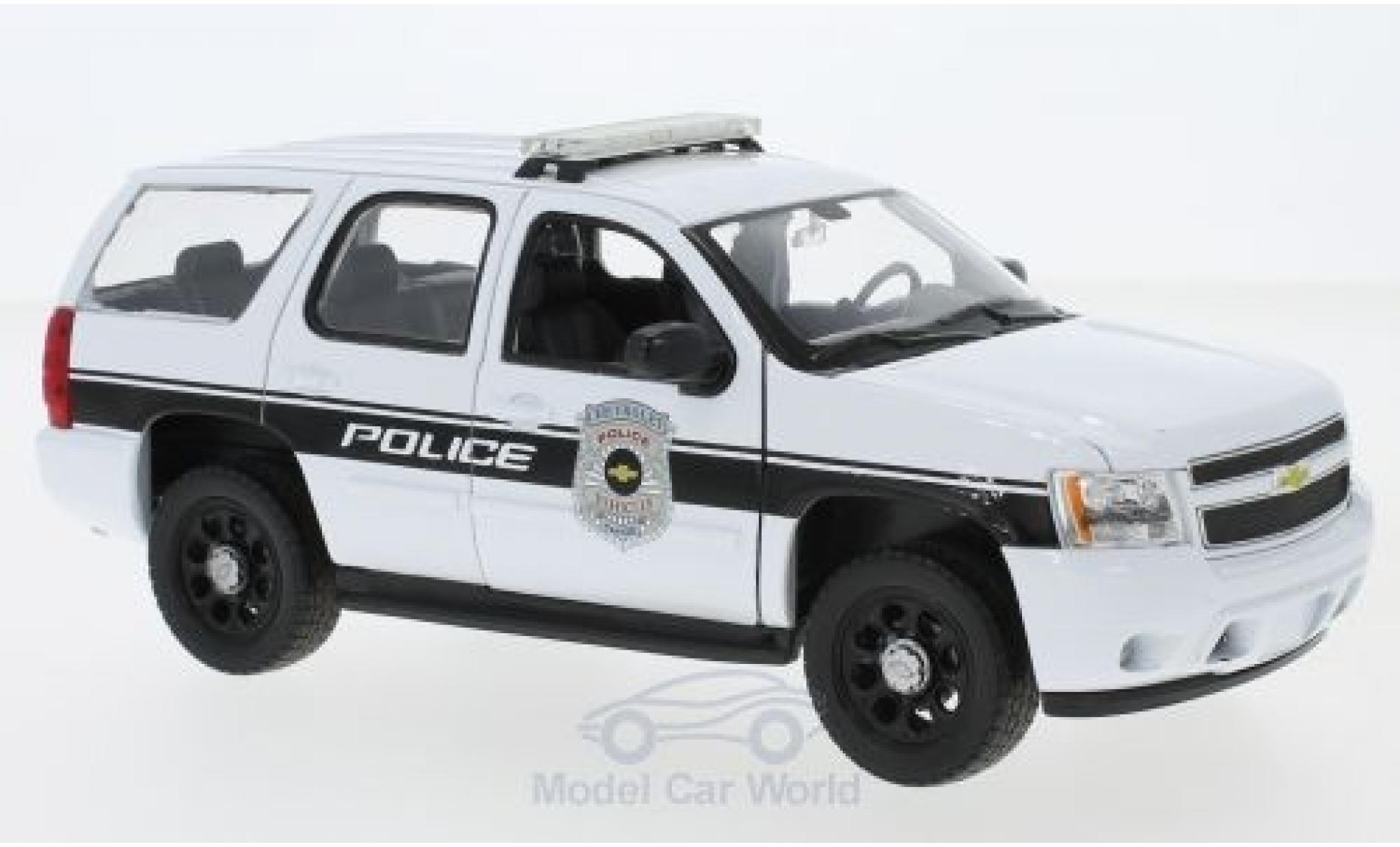 Chevrolet Tahoe 1/24 Welly white General Motors Police Vehicles 2008 diecast model cars