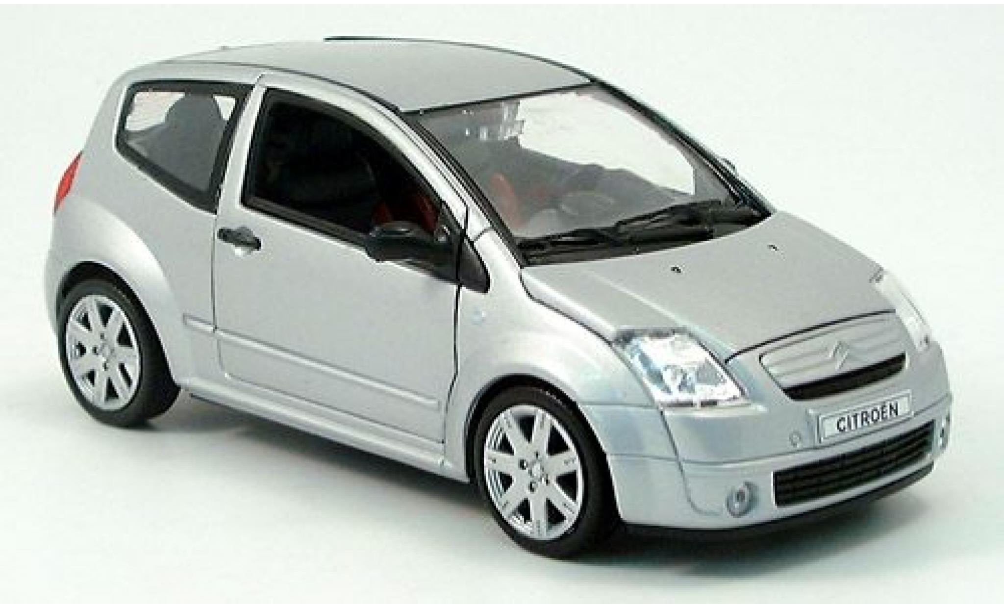 Citroen C2 1/24 Welly silver 2004 1:24 diecast model cars