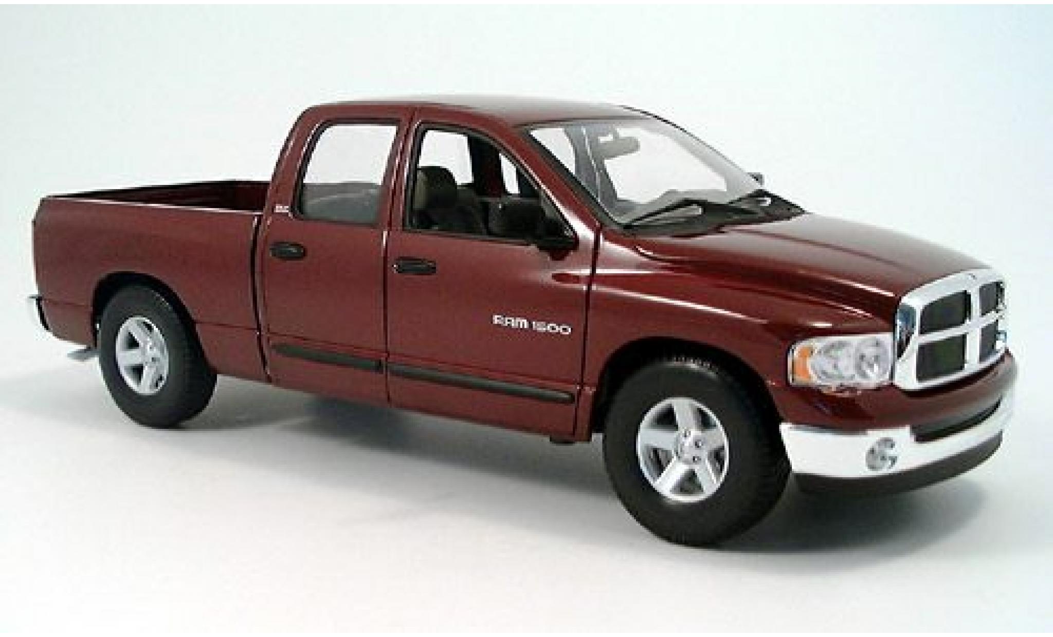 Dodge RAM 1/18 Welly Ram 1500 Quad met. red 1:18 diecast model cars