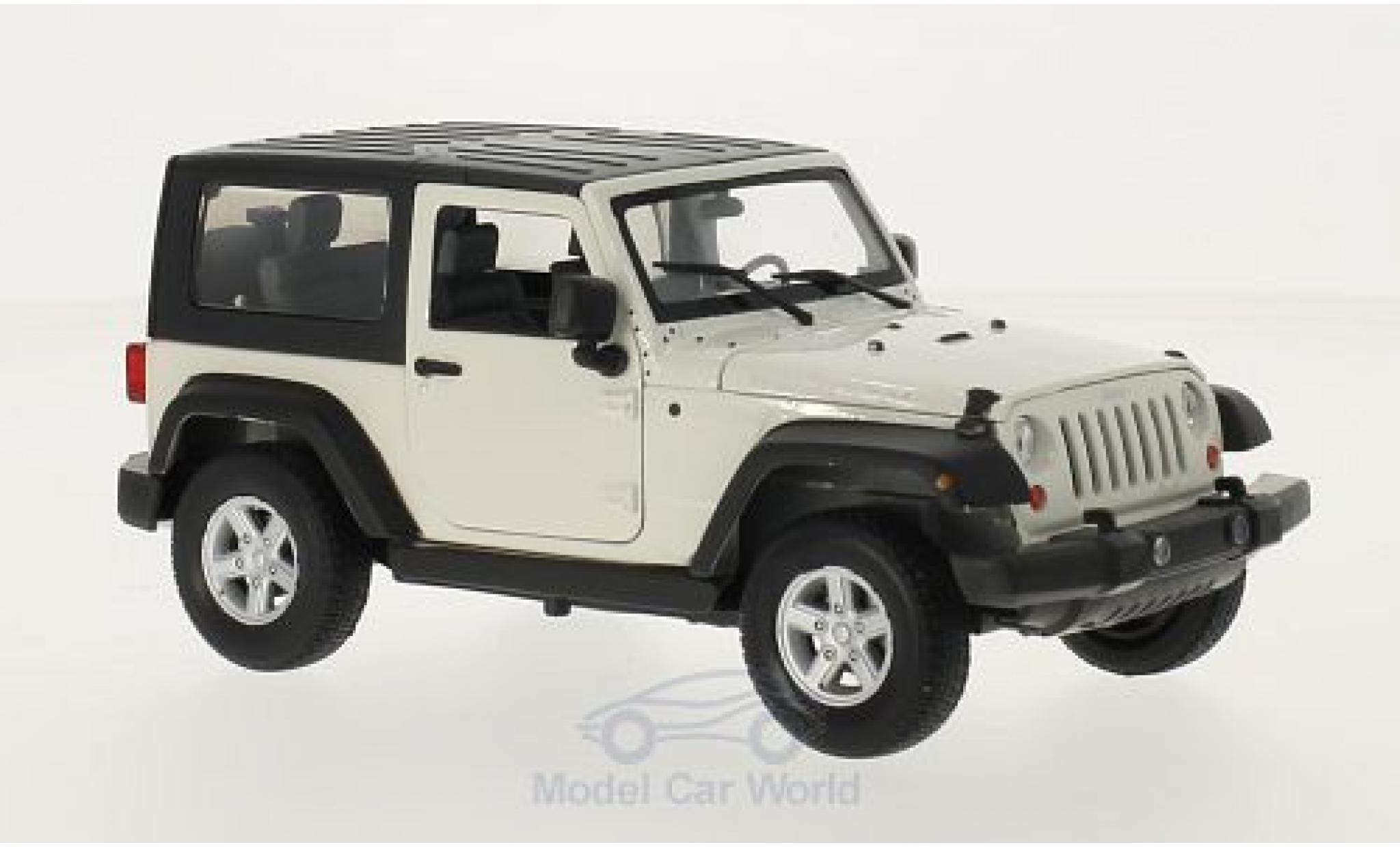 Jeep Wrangler 1/24 Welly white/black 2007 diecast model cars