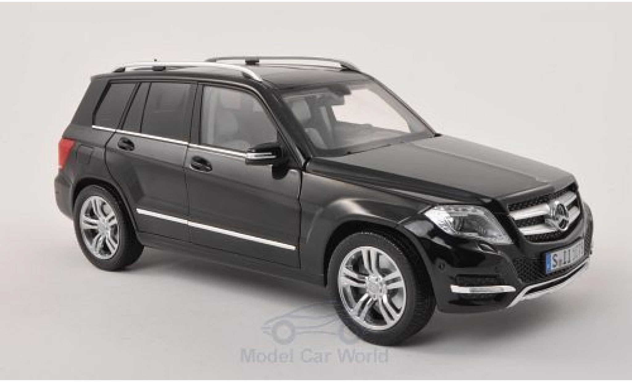 Mercedes Classe GLK 1/18 Welly black 2013 GTA Edition ohne Vitrine diecast model cars