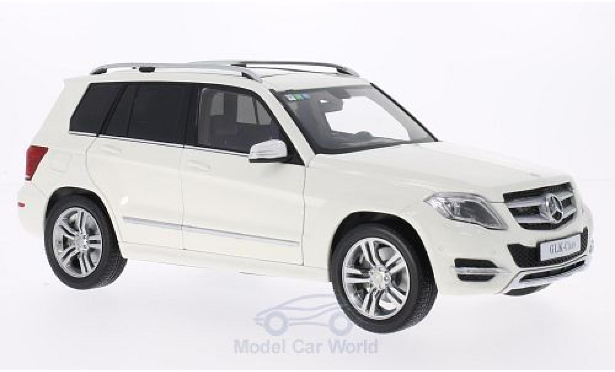 Mercedes Classe GLK 1/18 Welly white 2013 GTA Edition diecast model cars