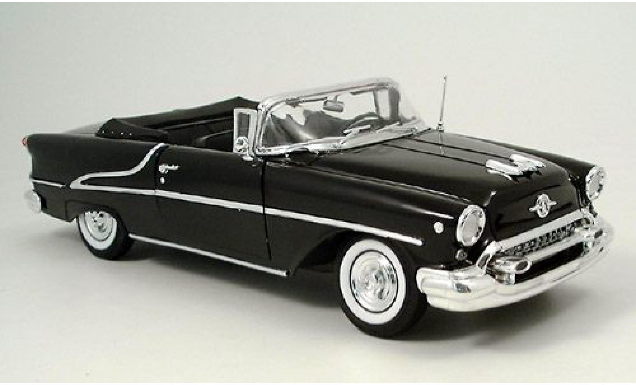 Oldsmobile Super 88 1/18 Welly Convertible black 1955 1:18 diecast model cars