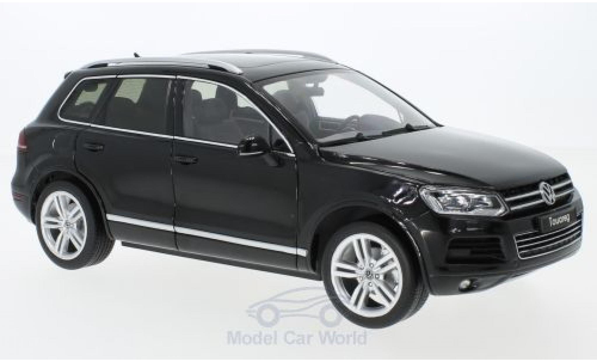 Volkswagen Touareg 1/18 Welly II metallic black GTA Edition diecast model cars