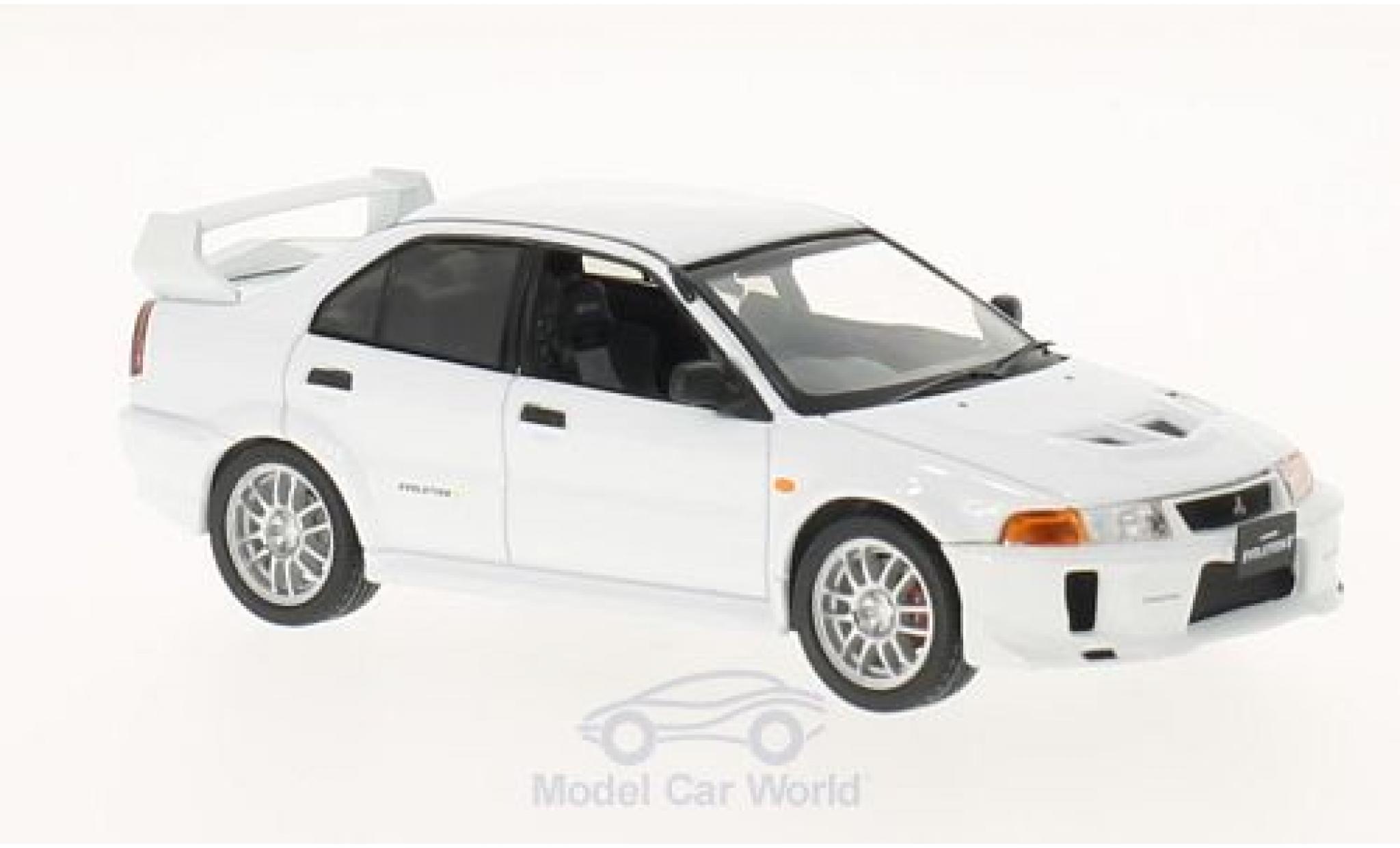 Mitsubishi Lancer 1/43 WhiteBox Evo V white RHD 1998 diecast model cars