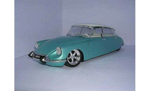 Citroen DS 19 1/18 Solido sema show diecast model cars