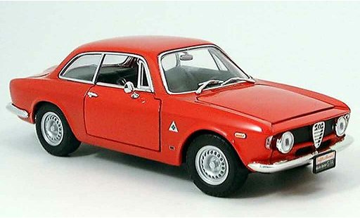 Alfa Romeo Giulia sprint gta 1/18 Yat Ming 1300 red 1963 diecast model cars