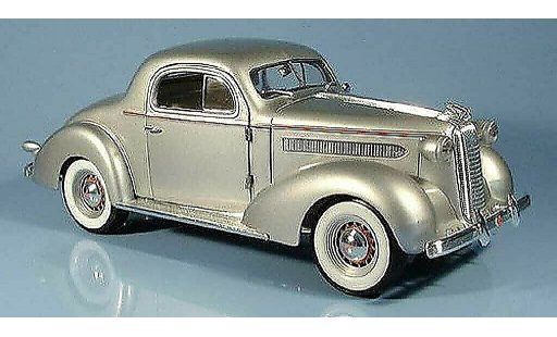 Pontiac De Luxe Base 1/18 Signature grey 1936 diecast model cars