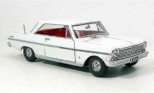 Chevrolet Nova SS 1/18 Sun Star 1963 white diecast model cars
