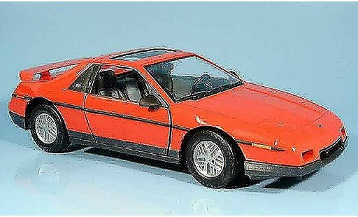 Pontiac Fiero GT 1/18 Yat Ming red 1985 diecast model cars
