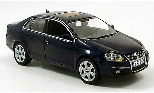 Volkswagen Jetta Base 1/43 Schuco blue 2005 diecast model cars