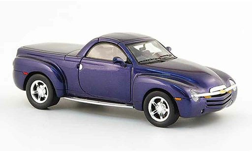 Chevrolet SSR pickup 1/43 Spark blue 2005 diecast model cars
