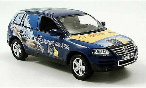 Volkswagen Touareg Base 1/43 Minichamps s diecast model cars