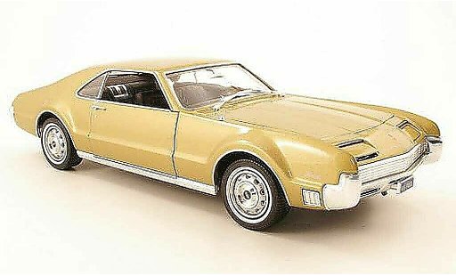 Oldsmobile Toronado Base 1/18 Yat Ming or 1966 diecast model cars