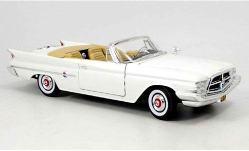 Chrysler 300F Convertible 1/18 Yat Ming white 1960 diecast model cars
