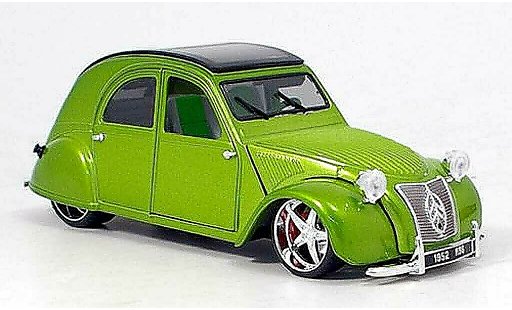 Citroen 2CV Berline 1/18 Maisto ente tuning met.green diecast model cars