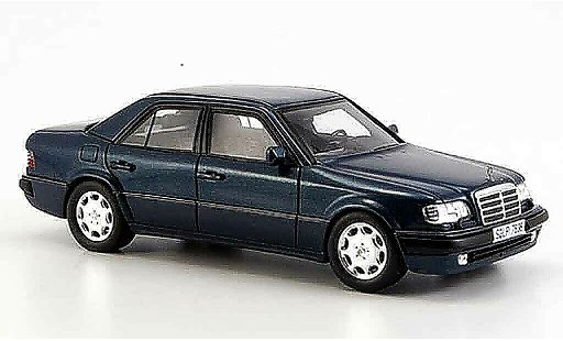 Mercedes 500 Base 1/43 Spark (W 124) green diecast model cars