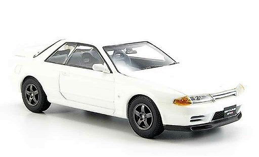 Nissan Skyline R32 1/43 Kyosho GTR white diecast model cars