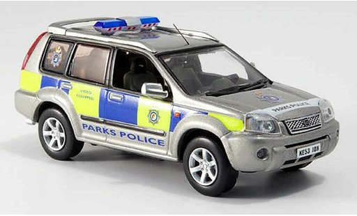 Nissan X Trail Base 1/43 J Collection Kensingotn Chelsea Park Police 2006 diecast model cars