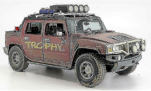 Hummer H2 SUT 1/18 Maisto trophy with dreckspuren diecast model cars